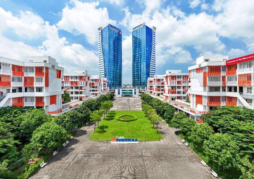 Phenikaa University (Faculty of Medicine) Banner